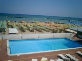 HOTEL EMBASSY foto
