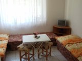 APARTMÁNY A CHATKY PODHÁJSKA foto