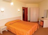 HOTEL IRIS*** foto