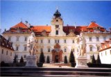 UBYTOVÁNÍ A BAZÉN TURIST PASOHLÁVKY foto