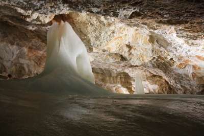 Dobšinská ledová jeskyně foto