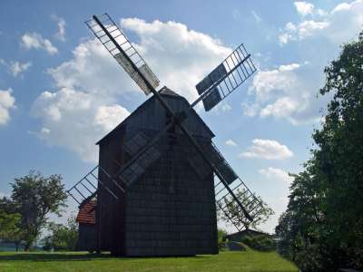 Větrný mlýn Partutovice foto