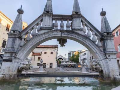 Kašna Da Ponte foto