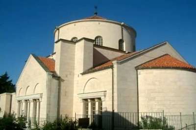 Františkánský klášter foto