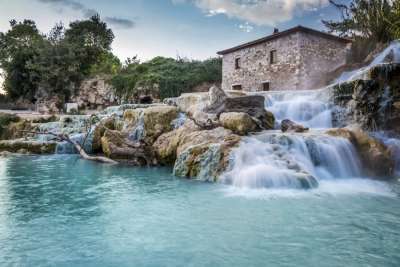 Saturnia - lázně foto