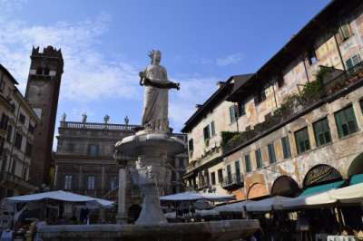 Piazza delle Erbe foto