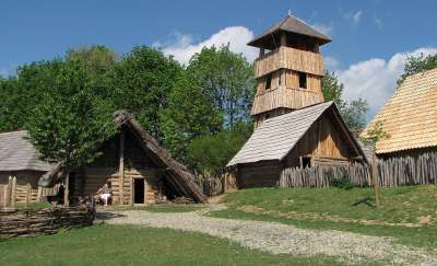 Archeoskanzen Modrá foto