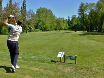 Golf Albrechtice foto