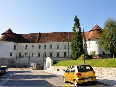 Zámek Brežice foto