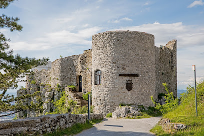 Hrad Socerb foto