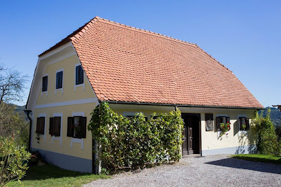 Aškerčeva domačija foto