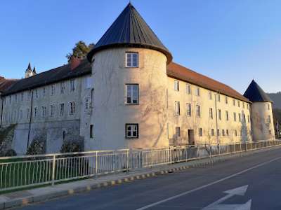 Hrad Vrbovec  foto