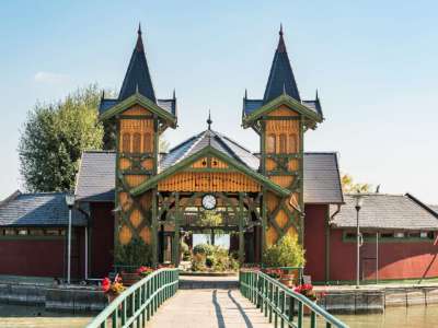 Ostrov Keszthelyi Szigetfürdő foto
