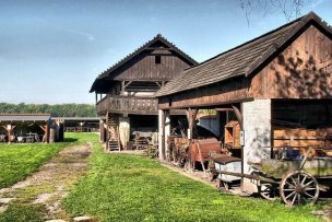 Skanzen lidové architektury Přerov nad Labem  foto