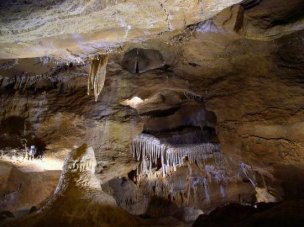 Koněpruské jeskyně foto