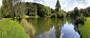 Výhled na jezero a okolí