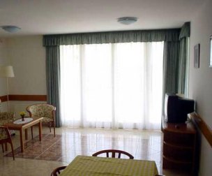 APARTMÁNOVÝ DŮM MONTEX foto
