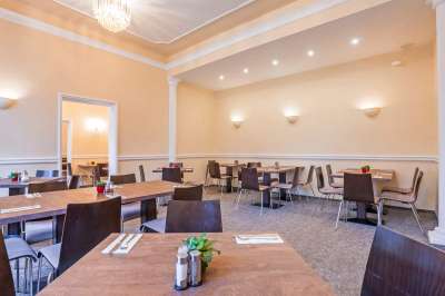 Restaurace