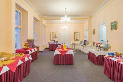 Restaurace