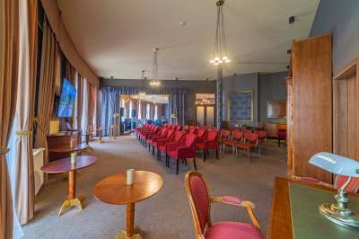 G - club