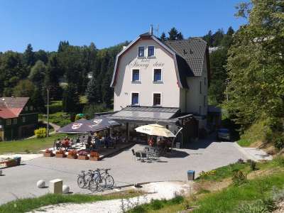 Hotel Slunný Dvůr