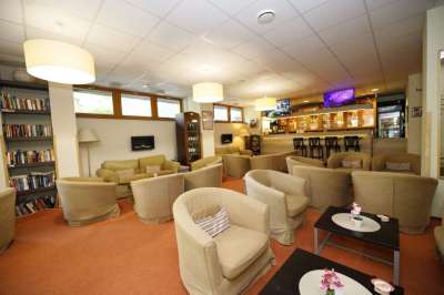 Lobby Bar