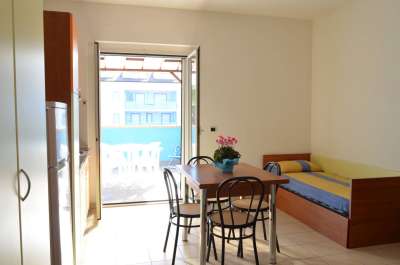 Hlavní budova - MONO 2