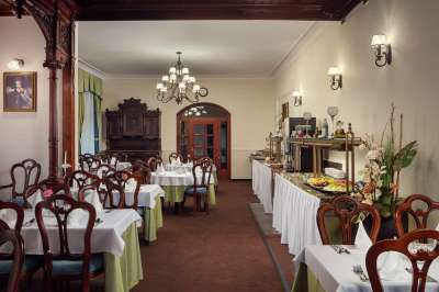 Restaurace