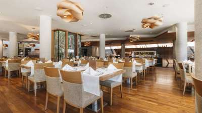 Restaurace