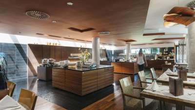 Restaurace