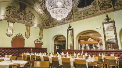 Restaurace
