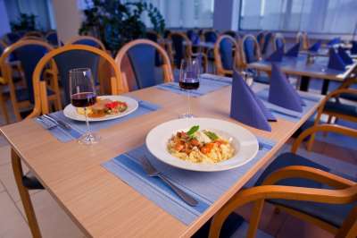 Restaurace