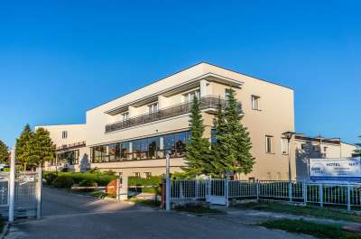 Hotel Jaroslawiec