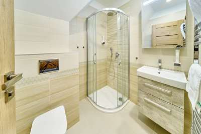 Koupelna - čtyřlůžkový i dvoulůžkový apartmán