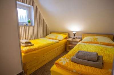 Apartmány v domcích