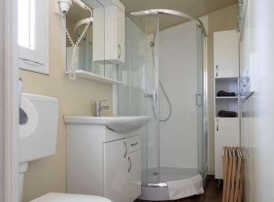 LAKESIDE mobile home