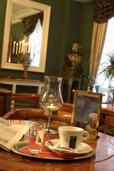 Lobby Bar
