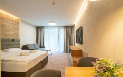 Studio se dvěma přistýlkami