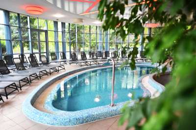 Wellness bazén