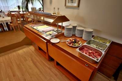 Restaurace
