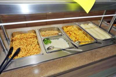 Strava formou bufetových stolů