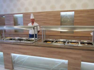 Strava formou bufetových stolů