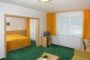 HOTEL PARKHOTEL HLUBOKÁ foto