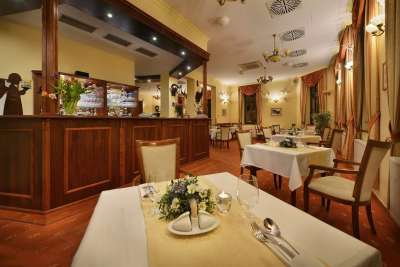 Restaurace