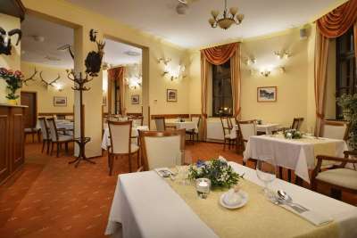 Restaurace
