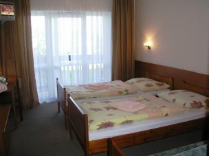 PARK HOTEL ČINGOV foto