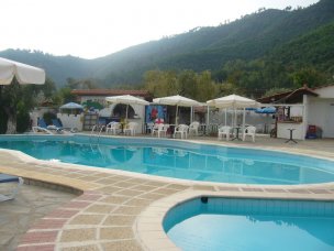 STUDIA A APARTMÁNY VILA ELENA foto