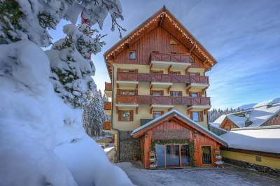 Ski & wellness residence Družba v zimě