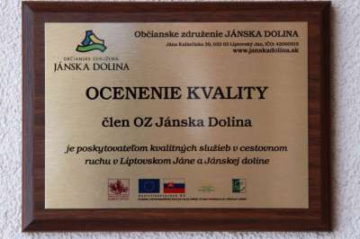 APARTMÁNOVÝ DŮM AUREL foto