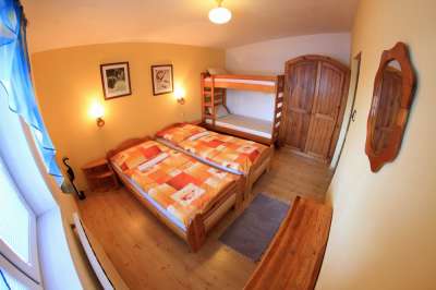 APARTMÁNOVÝ DŮM AUREL foto